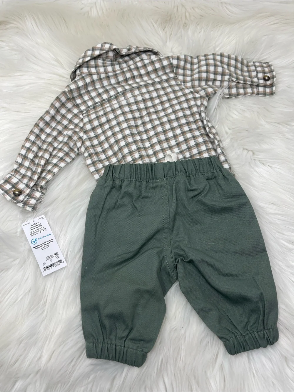 Carter's Green Joggers with Beige Plaid Button-Up Set
